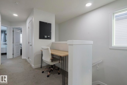 38 Hemingway Crescent, Spruce Grove, AB - Indoor