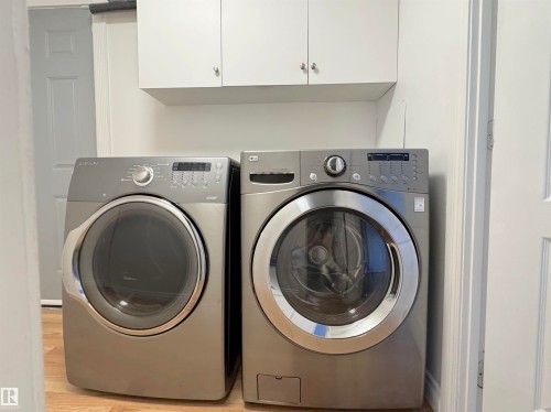 140 Evergreen Drive, Edmonton, AB - Indoor Photo Showing Laundry Room