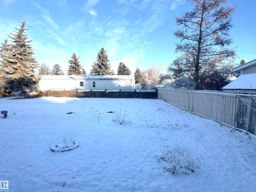 140 Evergreen Drive, Edmonton, AB - Outdoor With Backyard