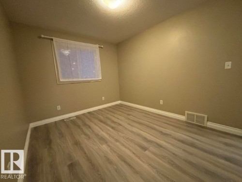 68 Meridian Loop, Stony Plain, AB - Indoor Photo Showing Other Room
