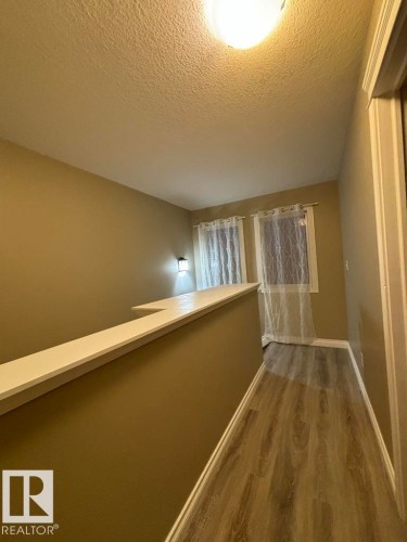68 Meridian Loop, Stony Plain, AB - Indoor Photo Showing Other Room