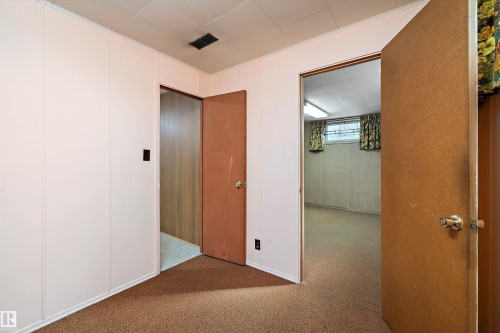 9911 149 Street, Edmonton, AB - Indoor Photo Showing Other Room