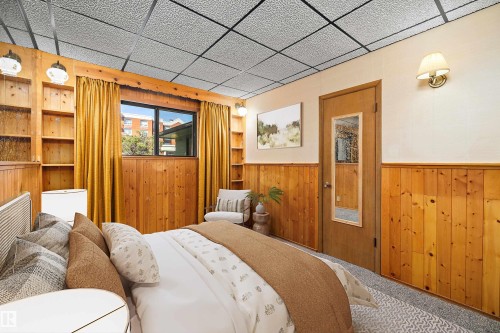 9911 149 Street, Edmonton, AB - Indoor Photo Showing Bedroom