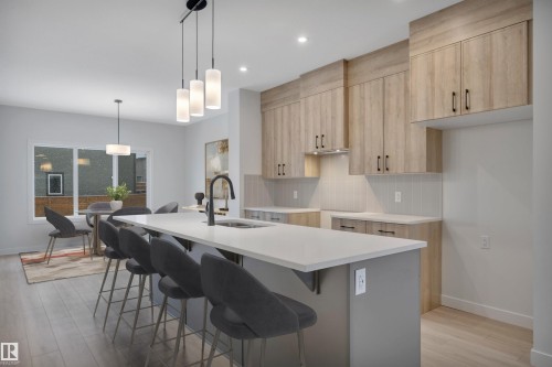 4 Resplendent Way, St. Albert, AB - Indoor Photo Showing Kitchen