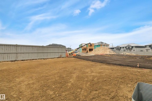 8821 223A Street, Edmonton, AB - Outdoor