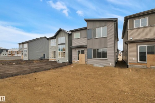 8821 223A Street, Edmonton, AB - Outdoor