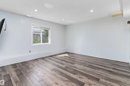 3520 60 Street, Edmonton, AB - Indoor Photo Showing Other Room