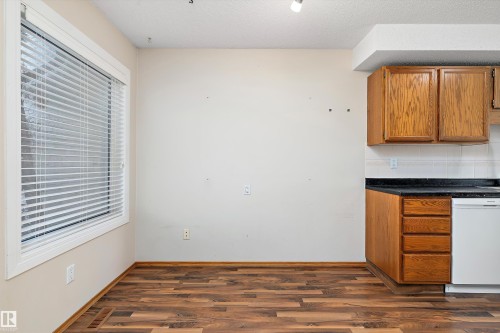 3520 60 Street, Edmonton, AB - Indoor