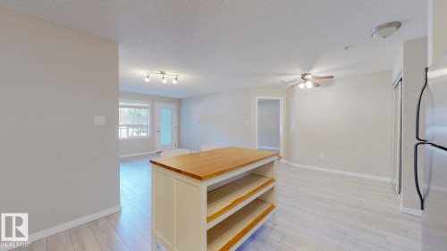 2107 9357 Simpson Drive, Edmonton, AB - Indoor