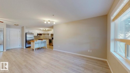 2107 9357 Simpson Drive, Edmonton, AB - Indoor