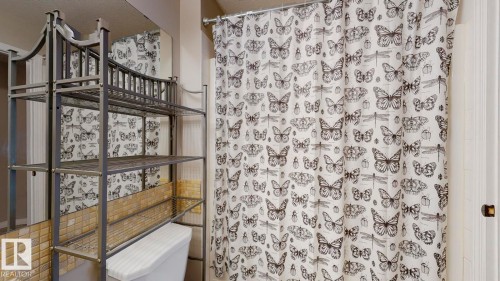 2107 9357 Simpson Drive, Edmonton, AB - Indoor