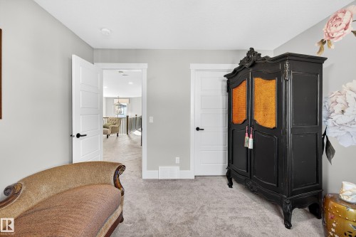 1411 25 Street, Edmonton, AB - Indoor