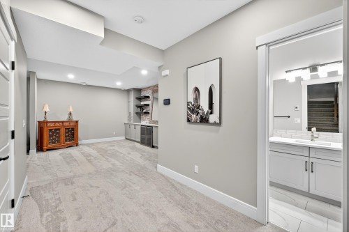 1411 25 Street, Edmonton, AB - Indoor