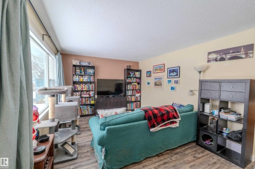 4913 46 Street, Drayton Valley, AB - Indoor