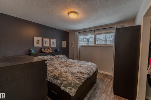 4913 46 Street, Drayton Valley, AB - Indoor Photo Showing Bedroom