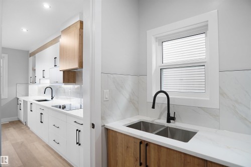 4007 41 Street, Beaumont, AB - Indoor Photo Showing Kitchen With Double Sink