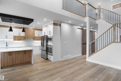 4007 41 Street, Beaumont, AB - Indoor Photo Showing Kitchen