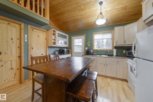 304 & 306 53414 Range Road 62, Rural Lac Ste. Anne County, AB - Indoor