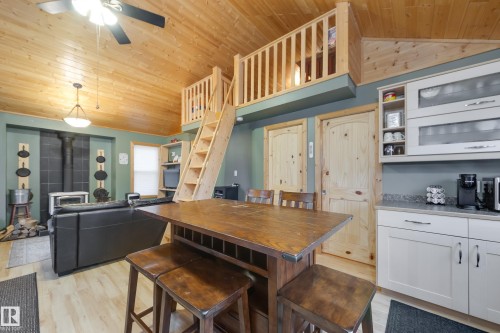 304 & 306 53414 Range Road 62, Rural Lac Ste. Anne County, AB - Indoor