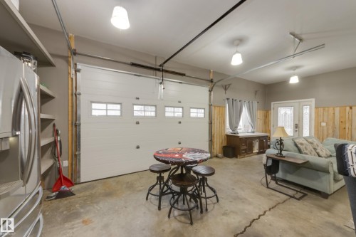 304 & 306 53414 Range Road 62, Rural Lac Ste. Anne County, AB - Indoor Photo Showing Garage