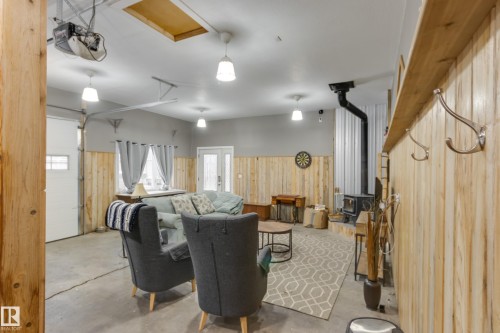 304 & 306 53414 Range Road 62, Rural Lac Ste. Anne County, AB - Indoor Photo Showing Other Room