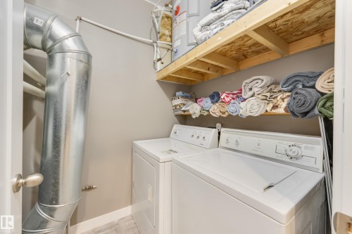 304 & 306 53414 Range Road 62, Rural Lac Ste. Anne County, AB - Indoor Photo Showing Laundry Room