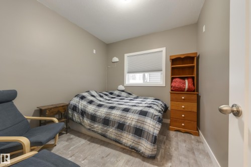 304 & 306 53414 Range Road 62, Rural Lac Ste. Anne County, AB - Indoor Photo Showing Bedroom