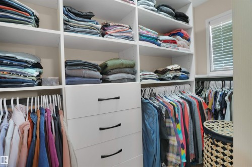 3812 163 Avenue, Edmonton, AB - Indoor With Storage