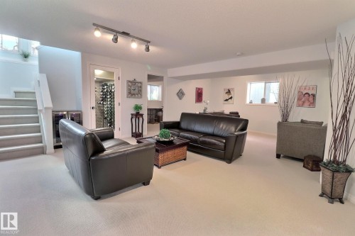 4343 Mcmullen Way, Edmonton, AB - Indoor