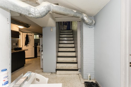 10918 84 Avenue, Edmonton, AB - Indoor Photo Showing Other Room