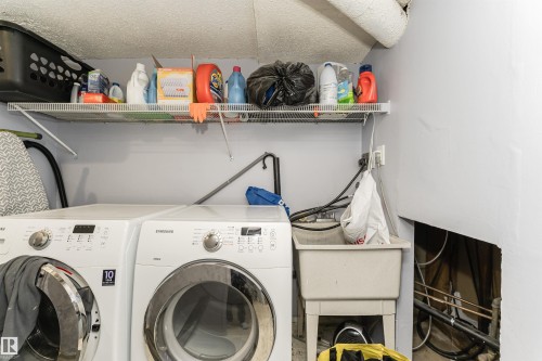 10918 84 Avenue, Edmonton, AB - Indoor Photo Showing Laundry Room