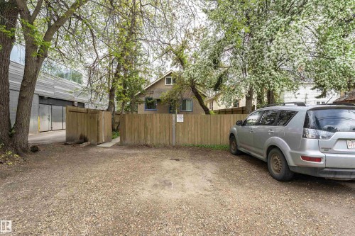 10918 84 Avenue, Edmonton, AB - Outdoor