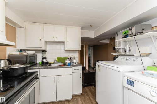 10922 84 Avenue, Edmonton, AB - Indoor