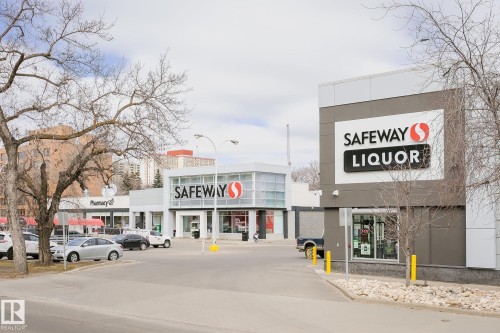 10922 84 Avenue, Edmonton, AB - Outdoor