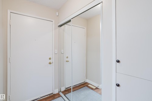 13037 127 Street, Edmonton, AB - Indoor Photo Showing Other Room