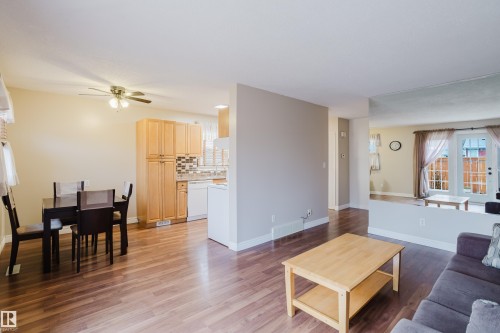 13037 127 Street, Edmonton, AB - Indoor Photo Showing Living Room