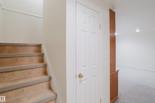 13037 127 Street, Edmonton, AB - Indoor Photo Showing Other Room