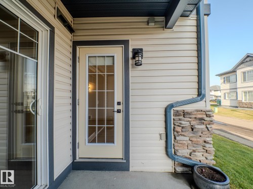 33 2565 Hanna Crescent Nw, Edmonton, AB - Outdoor With Exterior