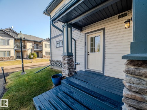 33 2565 Hanna Crescent Nw, Edmonton, AB - Outdoor