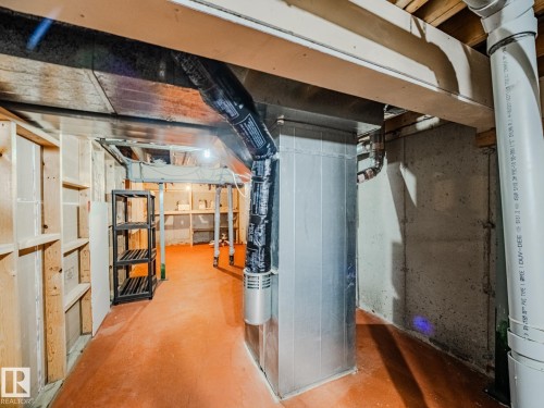 33 2565 Hanna Crescent Nw, Edmonton, AB - Indoor Photo Showing Basement