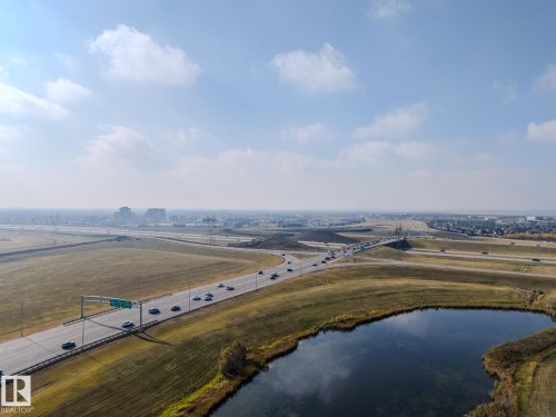 33 2565 Hanna Crescent Nw, Edmonton, AB - Outdoor With View