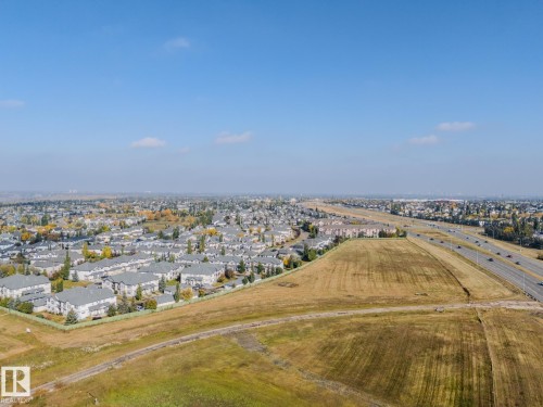 33 2565 Hanna Crescent Nw, Edmonton, AB - Outdoor With View