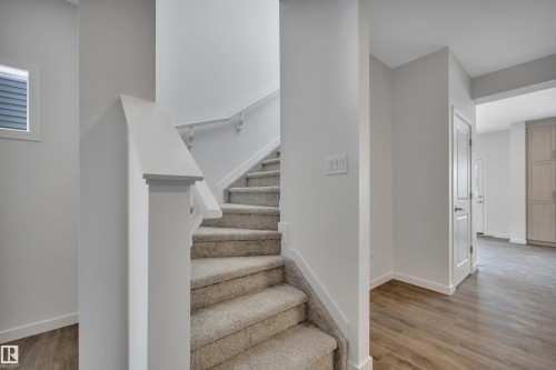 8929 Elves Loop, Edmonton, AB - Indoor Photo Showing Other Room