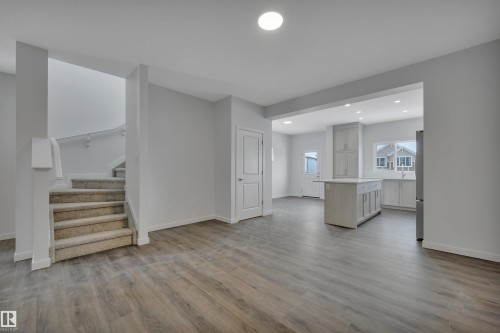 8929 Elves Loop, Edmonton, AB - Indoor