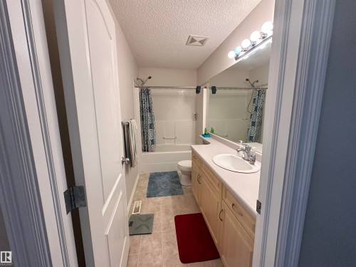 4619 151 Avenue, Edmonton, AB - Indoor Photo Showing Bathroom