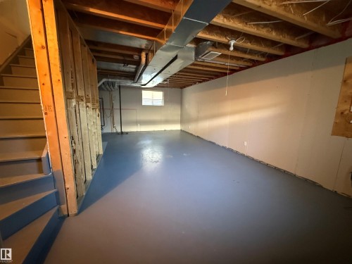 10, 624 41 Street, Edson, AB - Indoor Photo Showing Basement