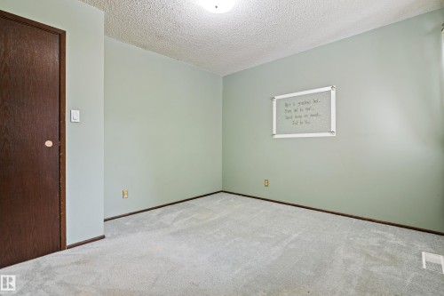 5558 145A Avenue, Edmonton, AB - Indoor Photo Showing Other Room