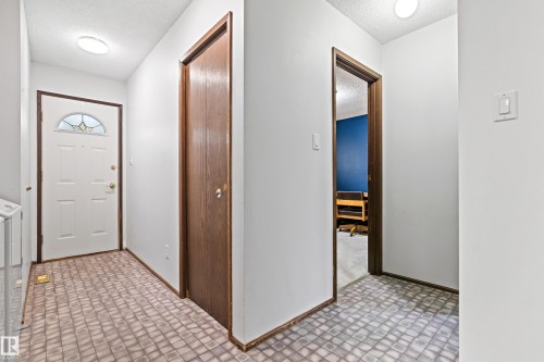5558 145A Avenue, Edmonton, AB - Indoor Photo Showing Other Room