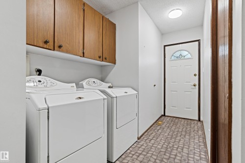 5558 145A Avenue, Edmonton, AB - Indoor Photo Showing Laundry Room