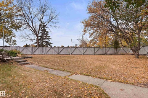 5558 145A Avenue, Edmonton, AB - Outdoor